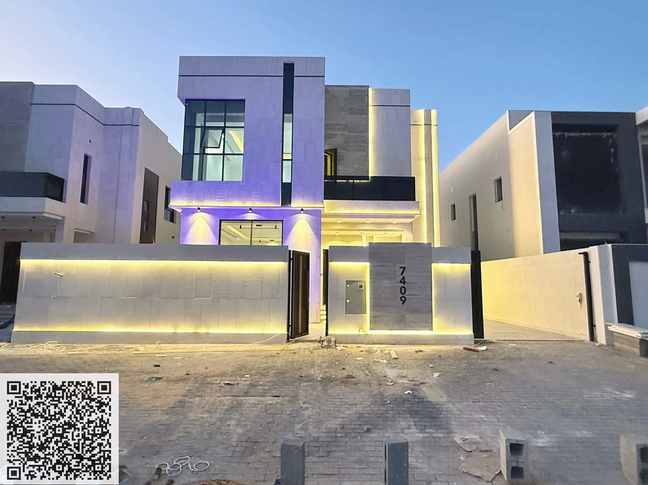 Own a 4-bedroom villa with a swimming pool, registration fees included, on a main street close to all services. Freehold ownership for all nationaliti