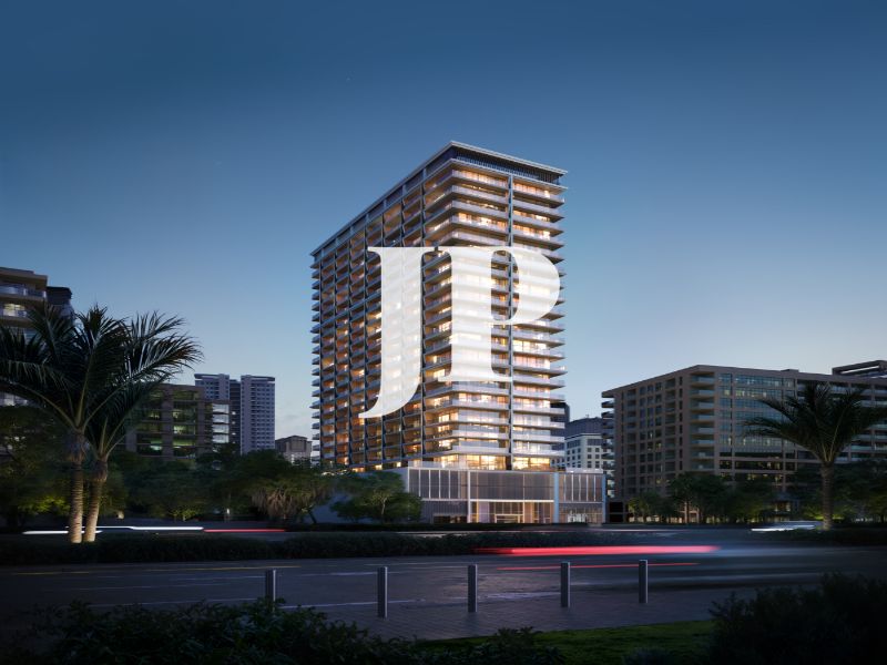 Executive-Sized Residence | Metro-Connected Address | Prime Central Investment