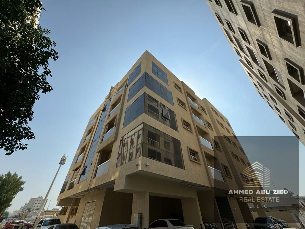 For rent: A second-tenant studio with a spacious layout and a prime location near schools and services in Al Nuaimiya 3.