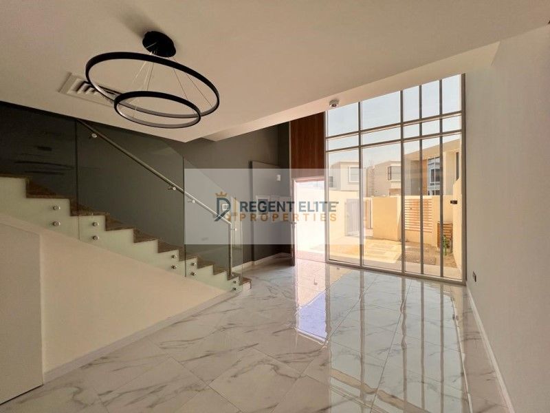 Great Location-1bed Townhouse-with Yard-Rented