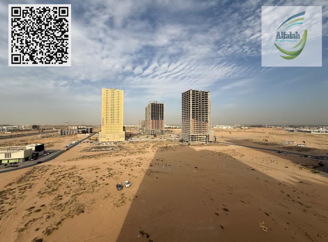 Spacious 1BR + Study | 1,075 Sqft | With Parking | Empty | Goldcrest Tower A | AED 430,000