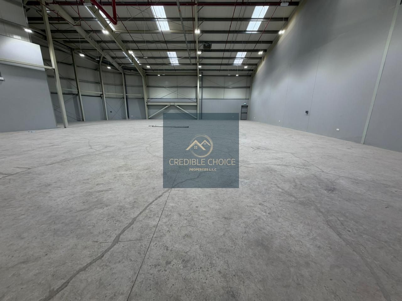WAREHOUSE IN KHABAISI | IDEAL FOR STORAGE | FITTED