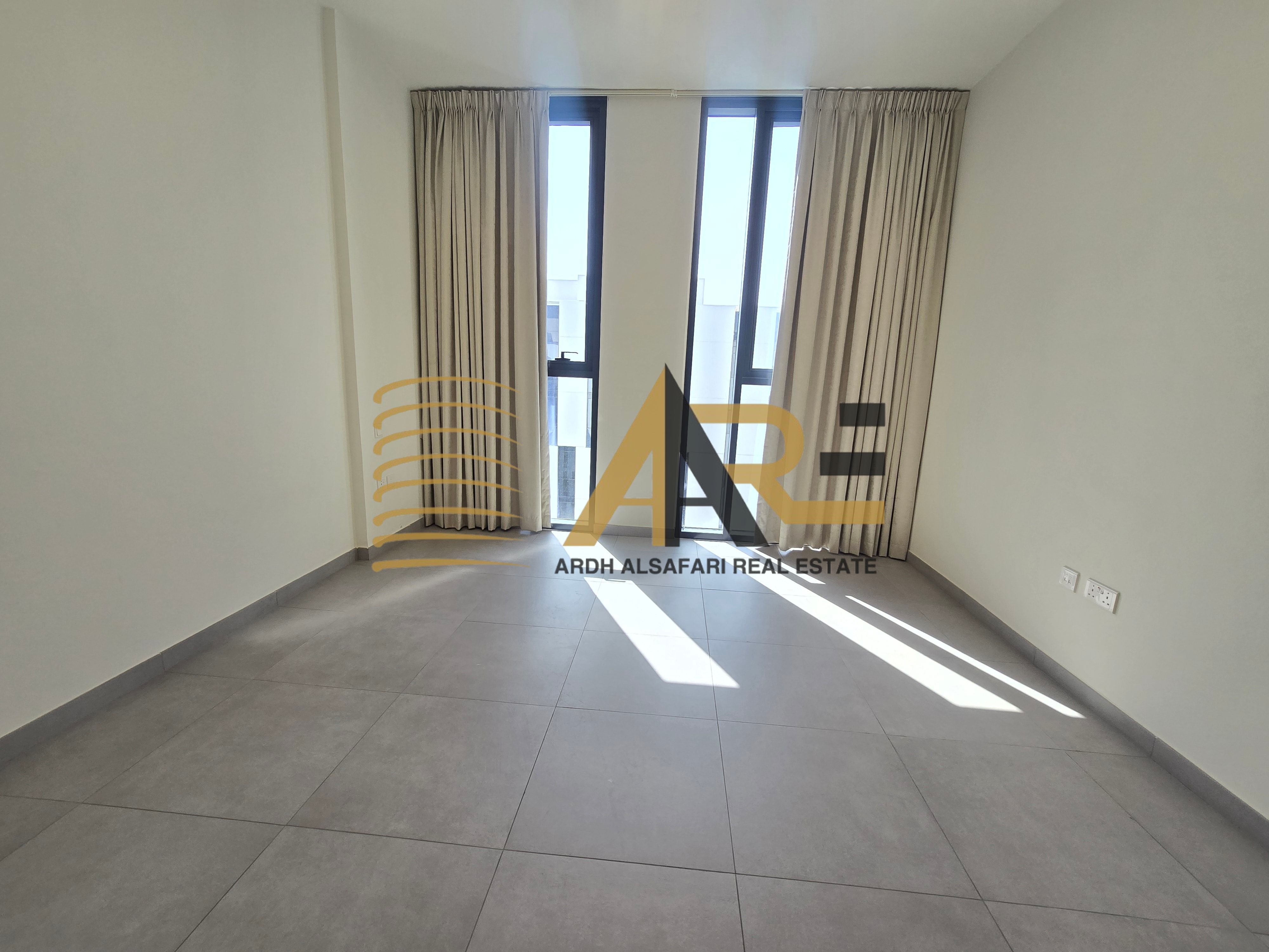 Modern Design \ Luxurious Lifestyle \ Studio \ Gated Community