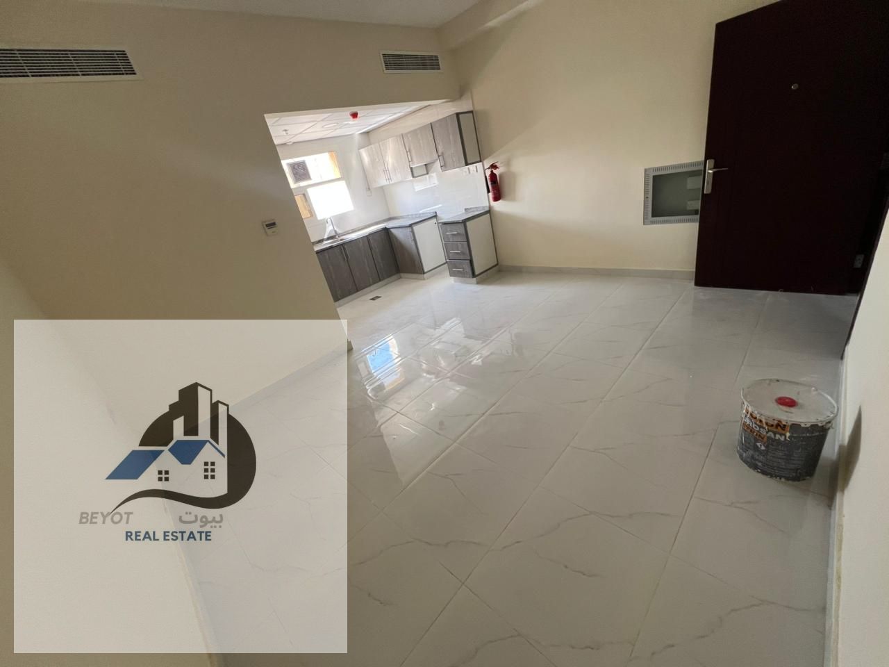 For Rent: Annual Studio in Ajman – Al Naeemia 2 Location: Directly opposite Safeer Mall On the main road leading to Dubai and Sharjah, highly acce