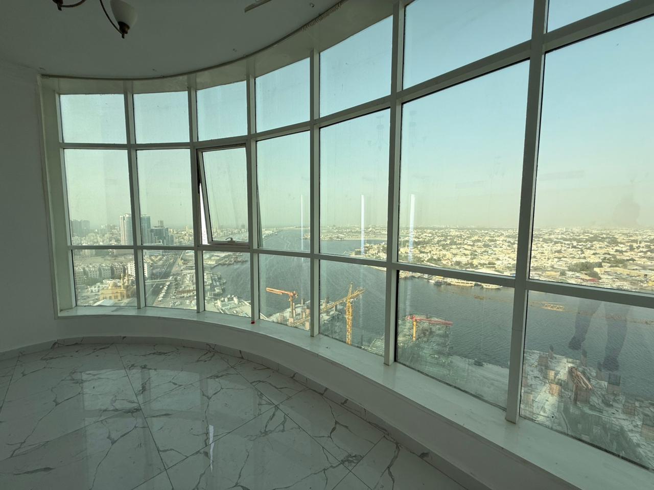 A special opportunity for those with refined taste only — Freehold ownership of a 2-bedroom apartment with a spacious open view.