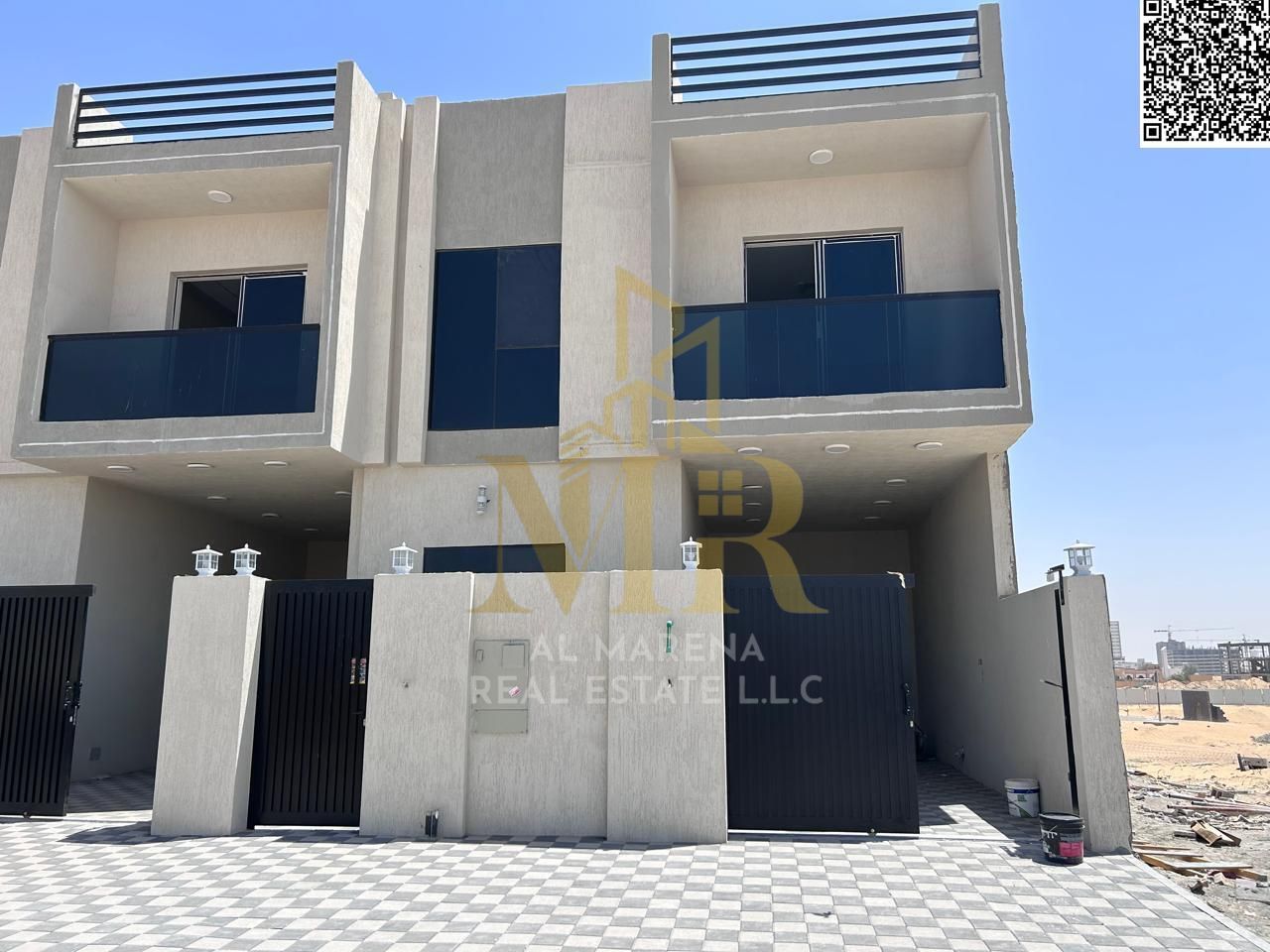 Direct from the owner, price inclusive of registration and ownership fees.