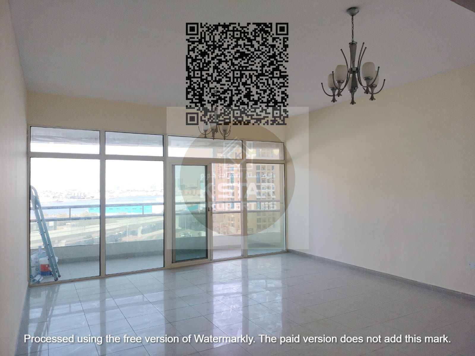 2-BHK For Sale in Horizon Tower – Creek & City View | 2 Balconies | Vacant Flat