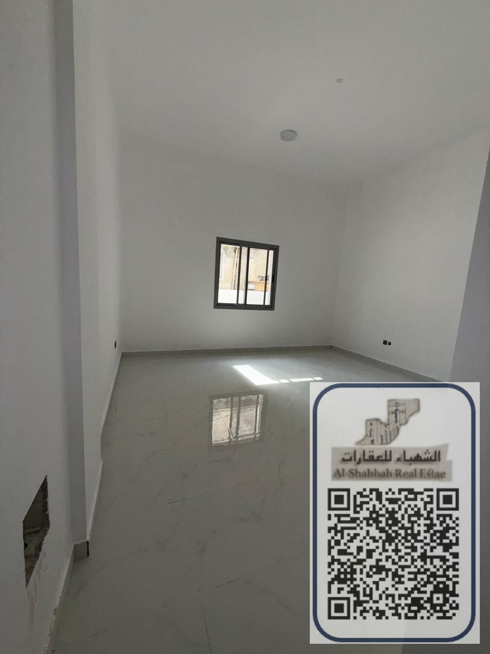 First-time occupancy studio apartment with a fully separate kitchen, near the Corniche.