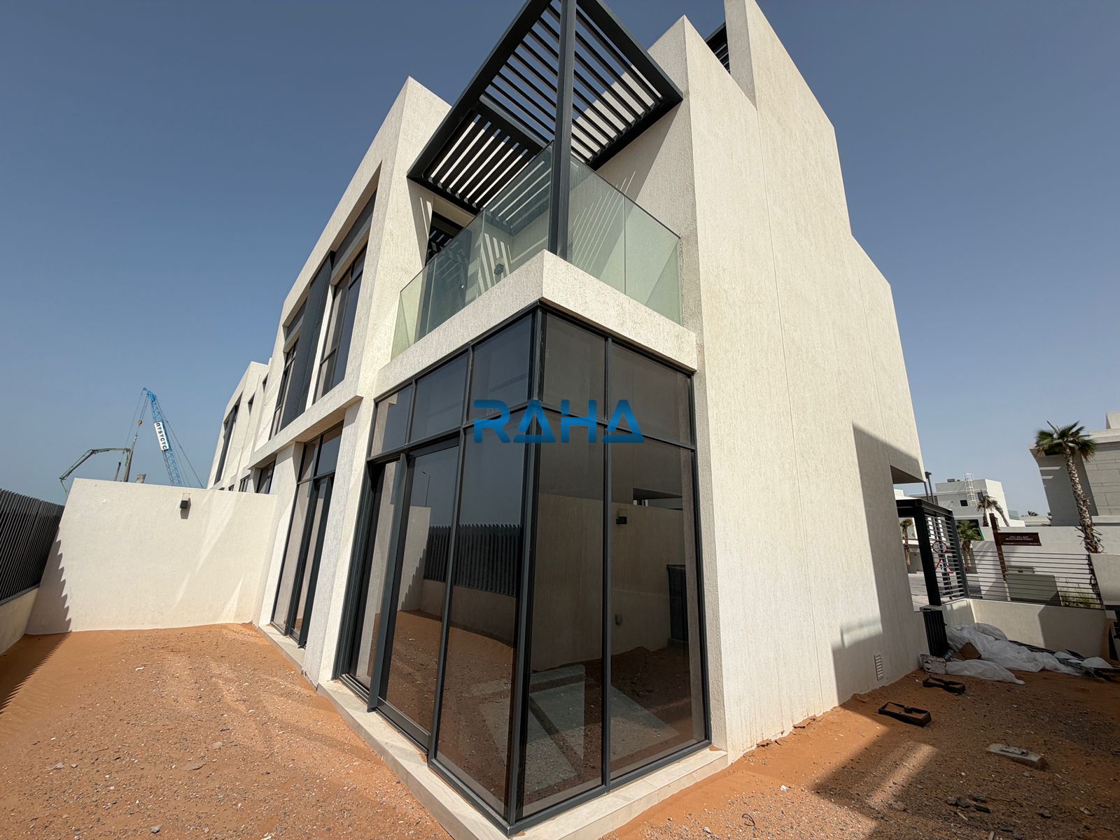 Brand new 3 Bedroom plus maid room Villa for Rent