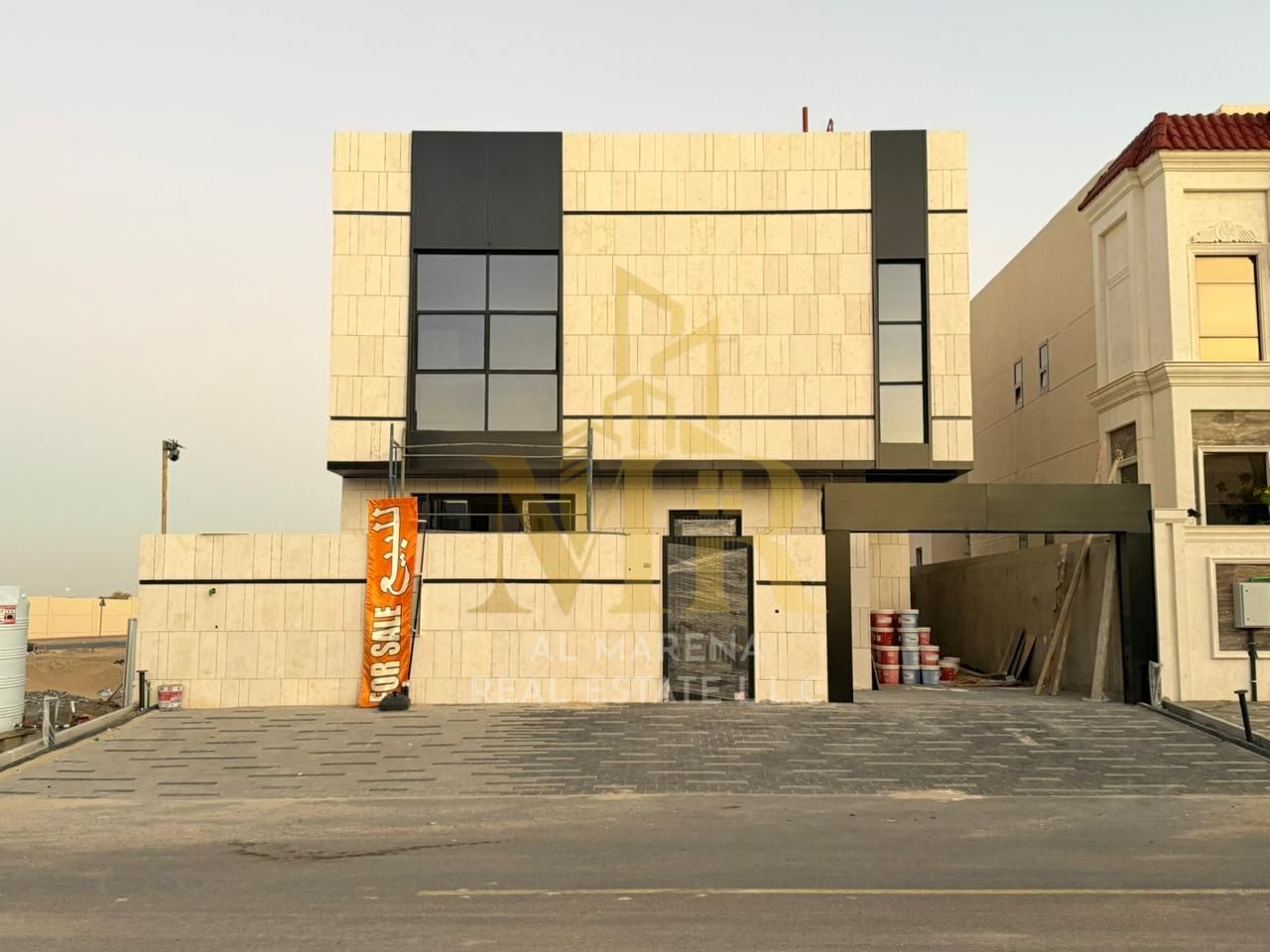 A villa with all registration and ownership fees included, on the main street, ready to move in, in the most prestigious areas of Ajman. Freehold owne