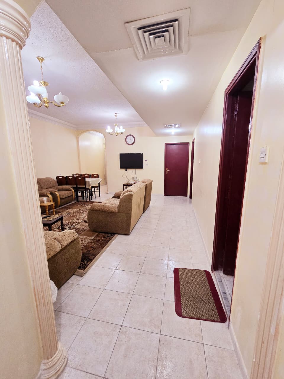 Apartment for Sale – Al Majaz 2, Sharjah Spacious Apartment in a Prime Location Directly Facing the Park Walking Distance to Al Majaz