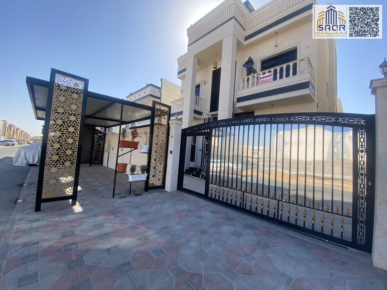 Discover the wonder of living in a dream villa in Ajman, including registration fees, electricity, water, and air conditioning.