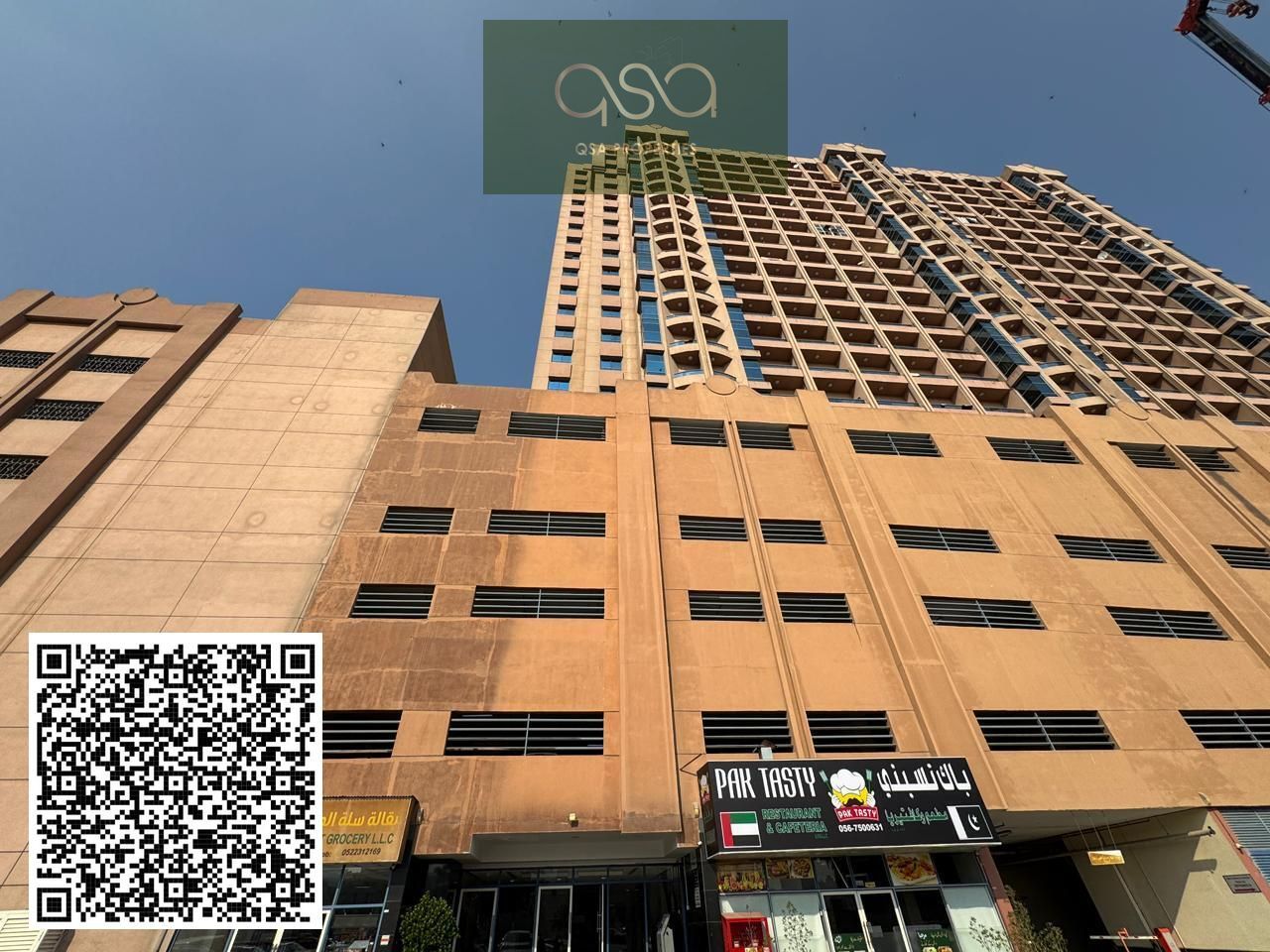 Own a studio apartment in the heart of Ajman with an open view overlooking the Ramada Black Hotel and Al Hikma School. Ready to move in and invest (hi