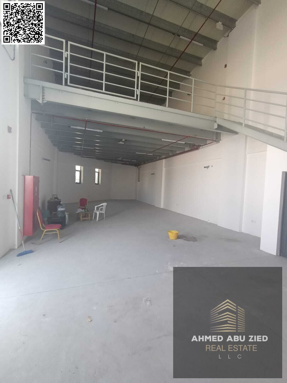 Annual warehouse for rent in Al Jurf Industrial 2 Warehouse available for annual rent in Al Jurf Industrial 2, with a total area of 3,000 square feet.