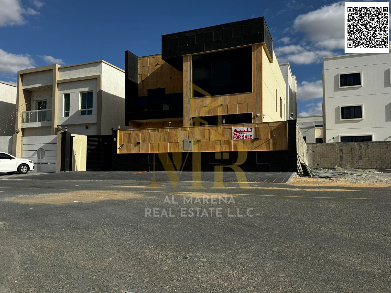 A villa with all registration, ownership, electricity and water fees included, on the main street, ready to move in, in the most prestigious areas of