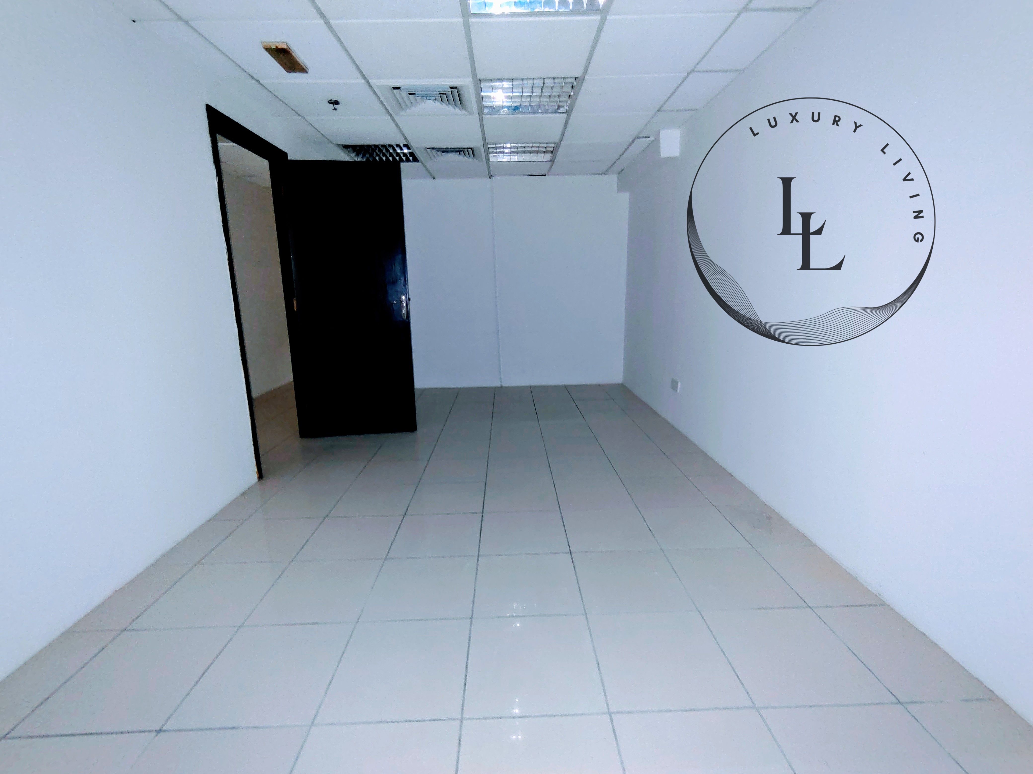 Lavish small office 479sft is available in 32k at prime location