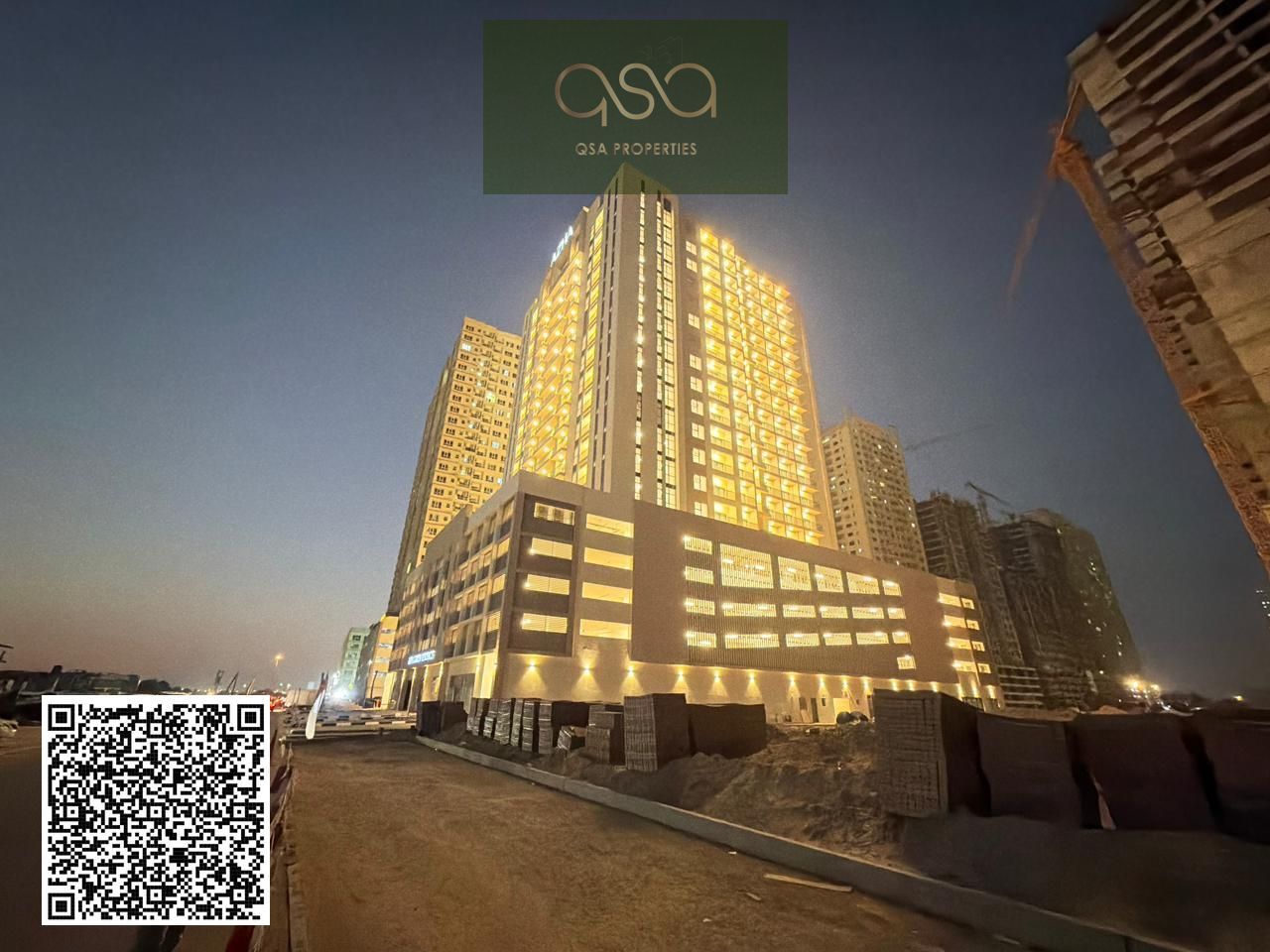 Special price, one-time payment. Modern apartments, first occupancy. A luxurious address in the new Azha community (city views - gym - swimming pool -