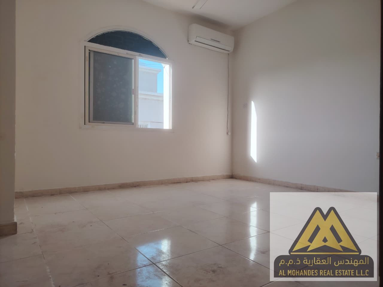 High-Quality Finishes | Air Conditioning | Very Clean Building | Prime Location | Balcony