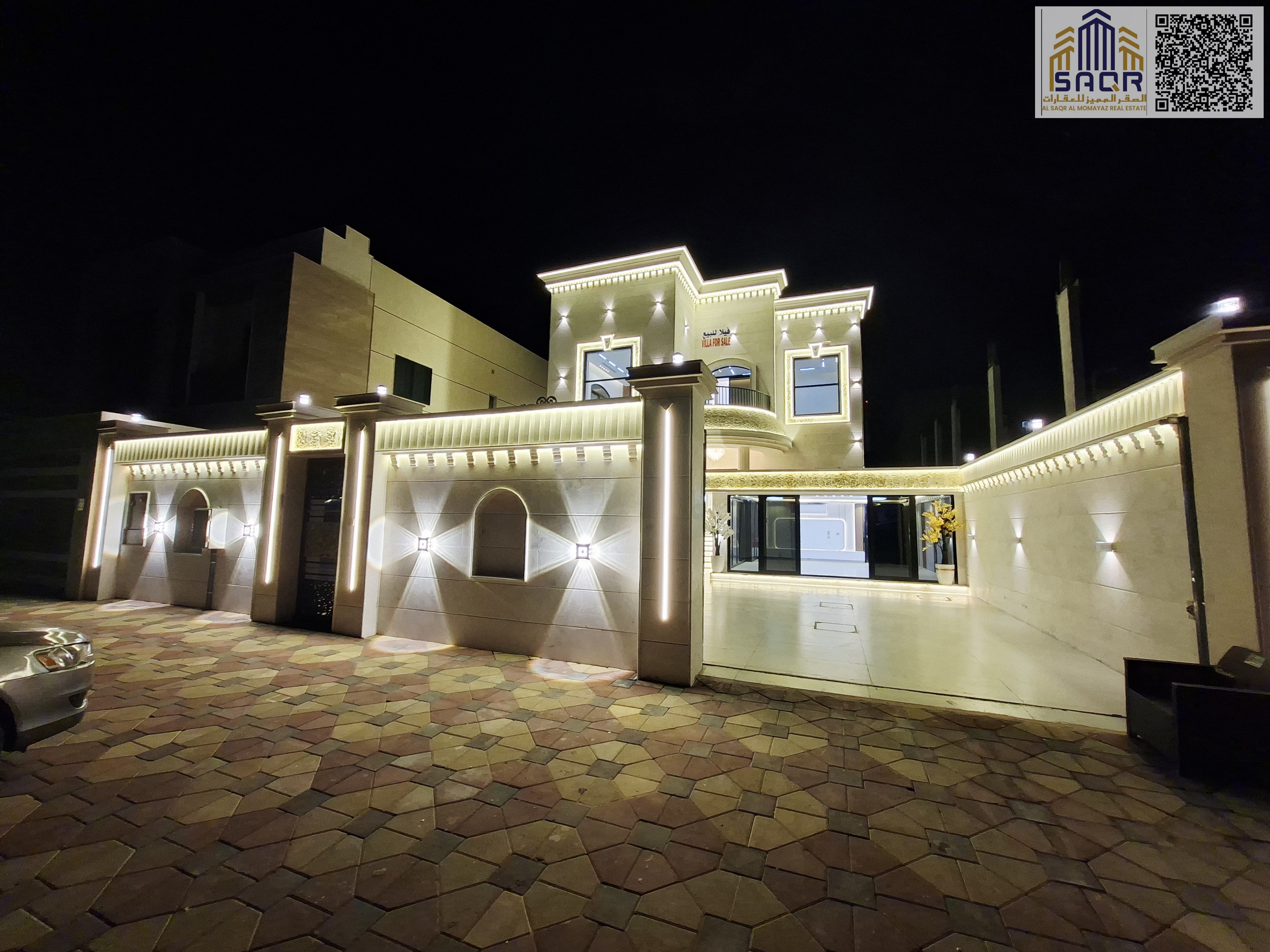 Classic two-story villa with a roof terrace, 5 master bedrooms, including water, electricity, and air conditioning. Freehold ownership for all nationalities.
