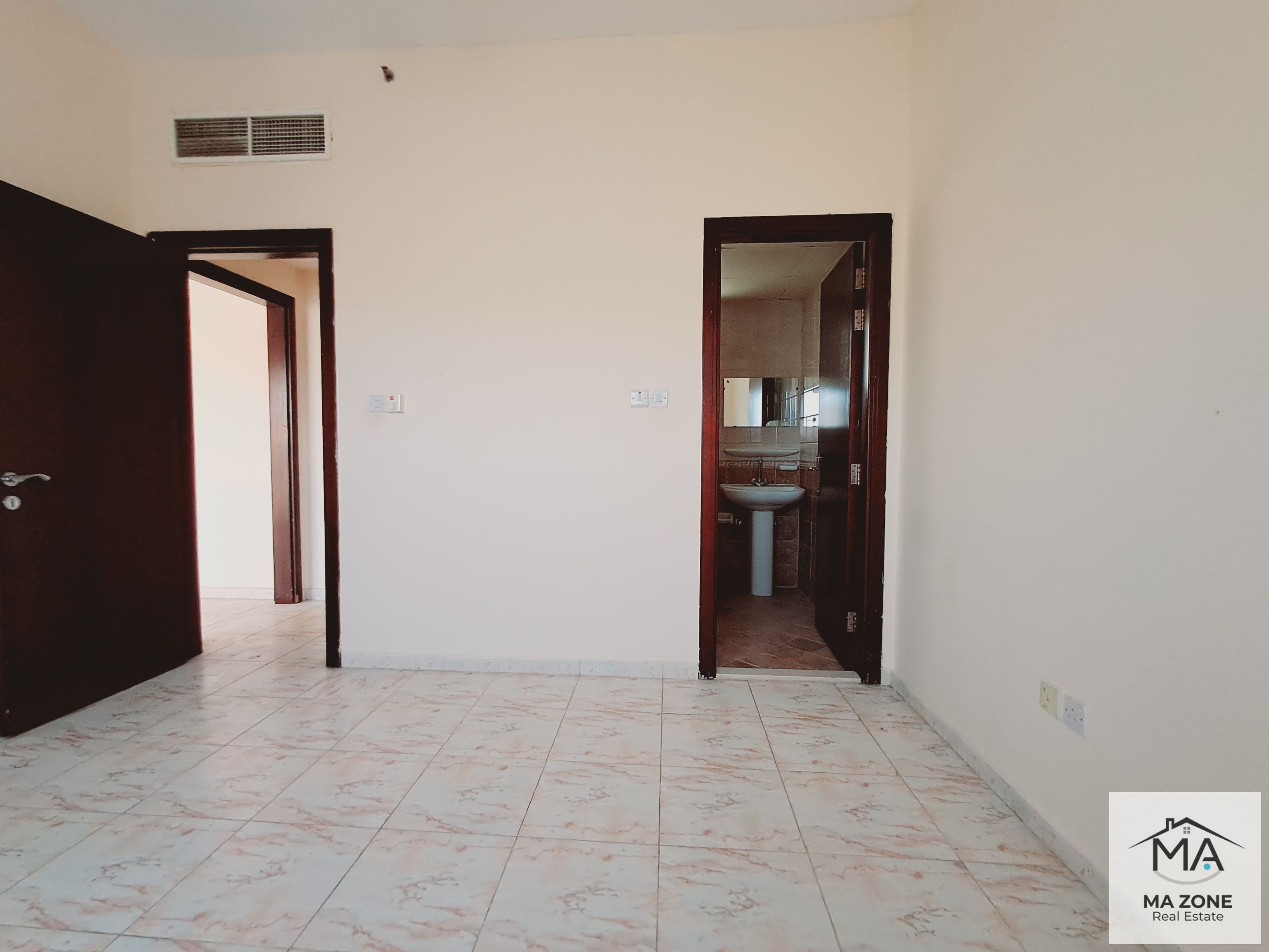Spacious 1Bhk Apartment Prime Location In Muwaileh Commercial,Your Dream Home Awaits