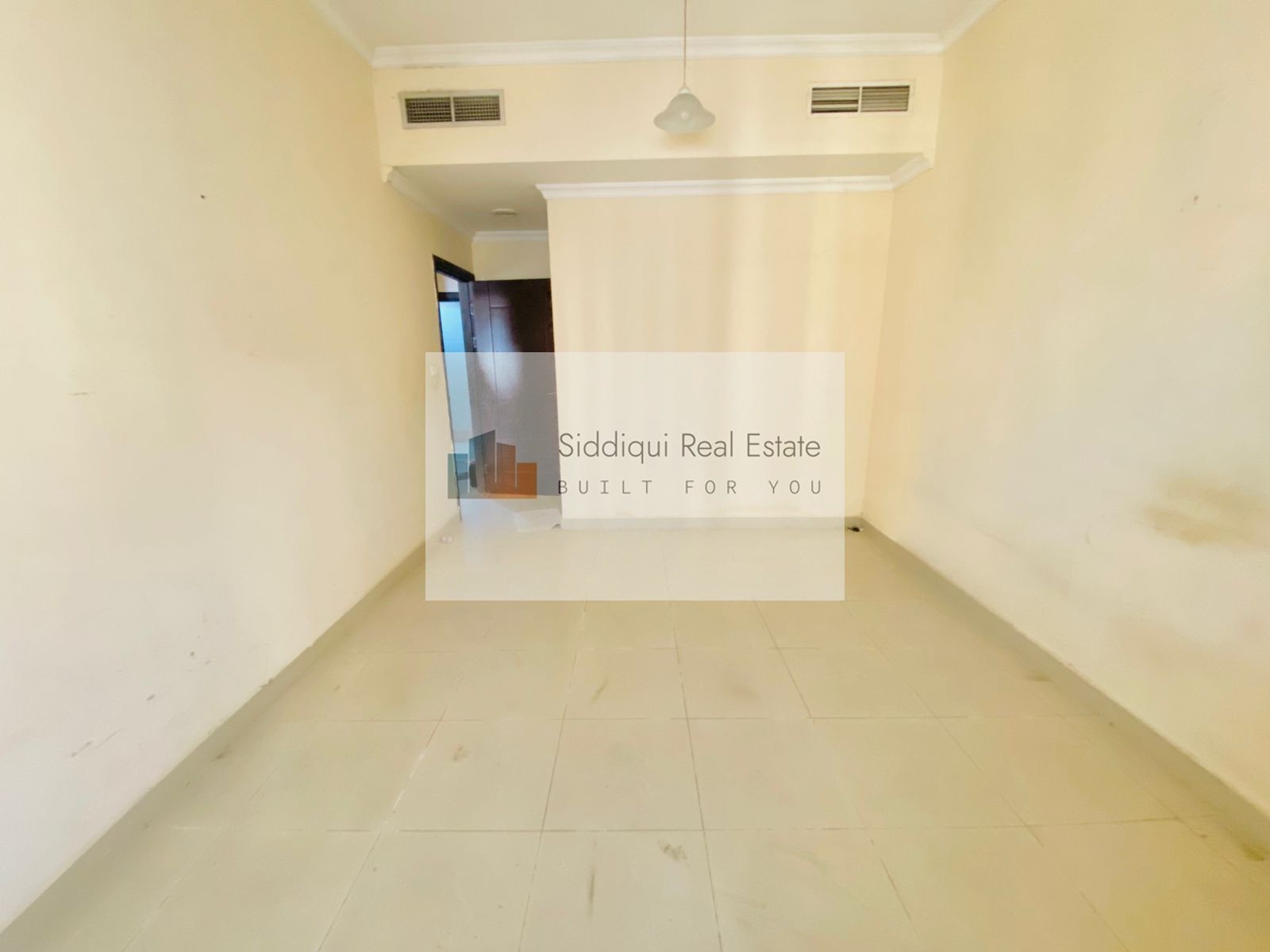 12 cheques 1bhk in just 38K family building Easy exit to Dubai