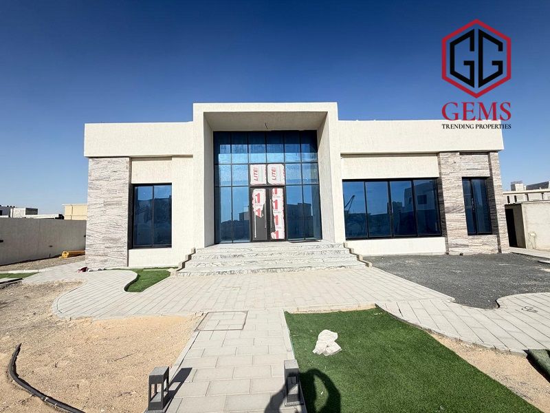 BRAND NEW | MODERN DESIGN | SERVANT BLOCK
