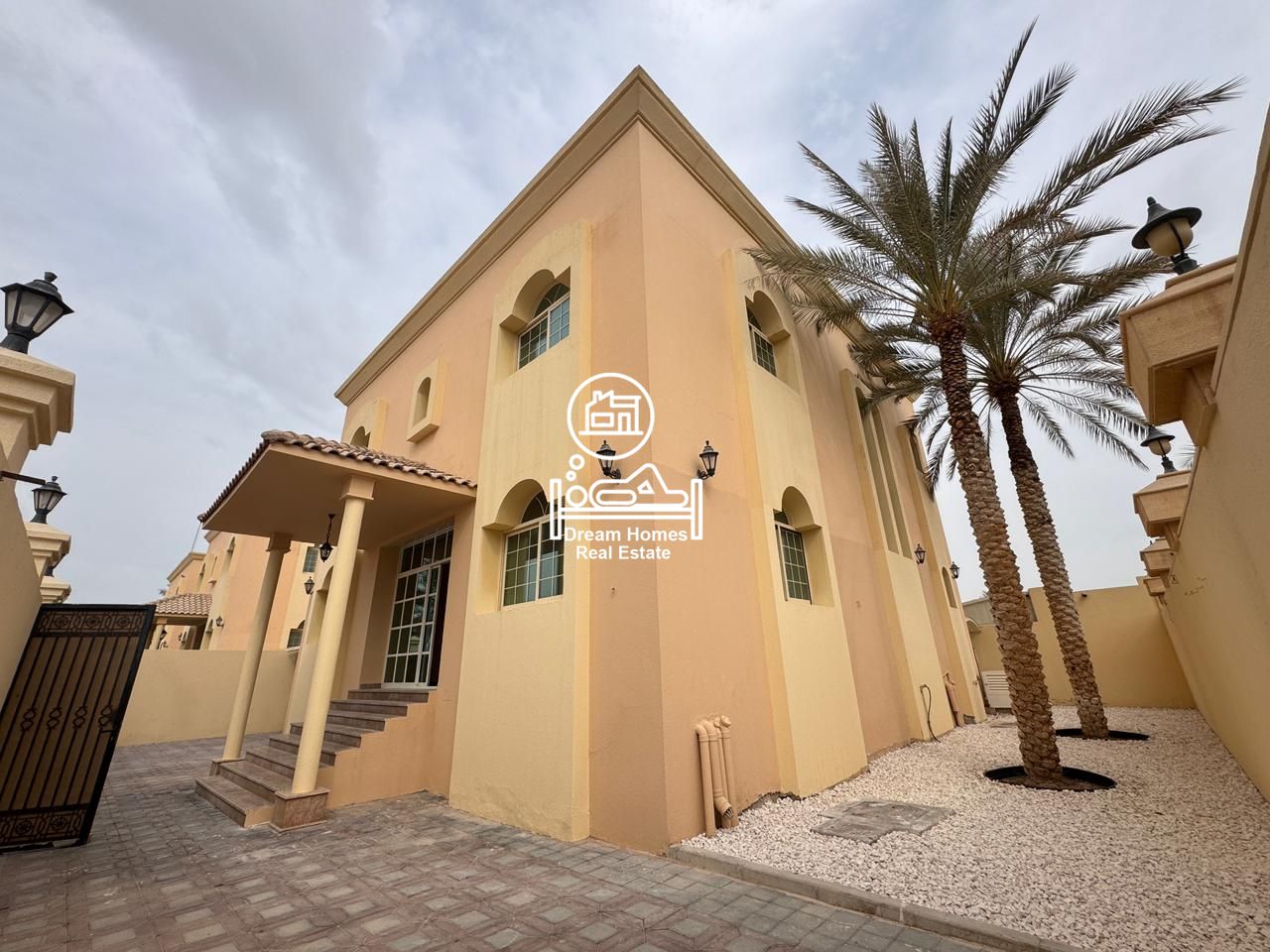 Nice, Clean 5 bed Villa for rent in Shakhbout city
