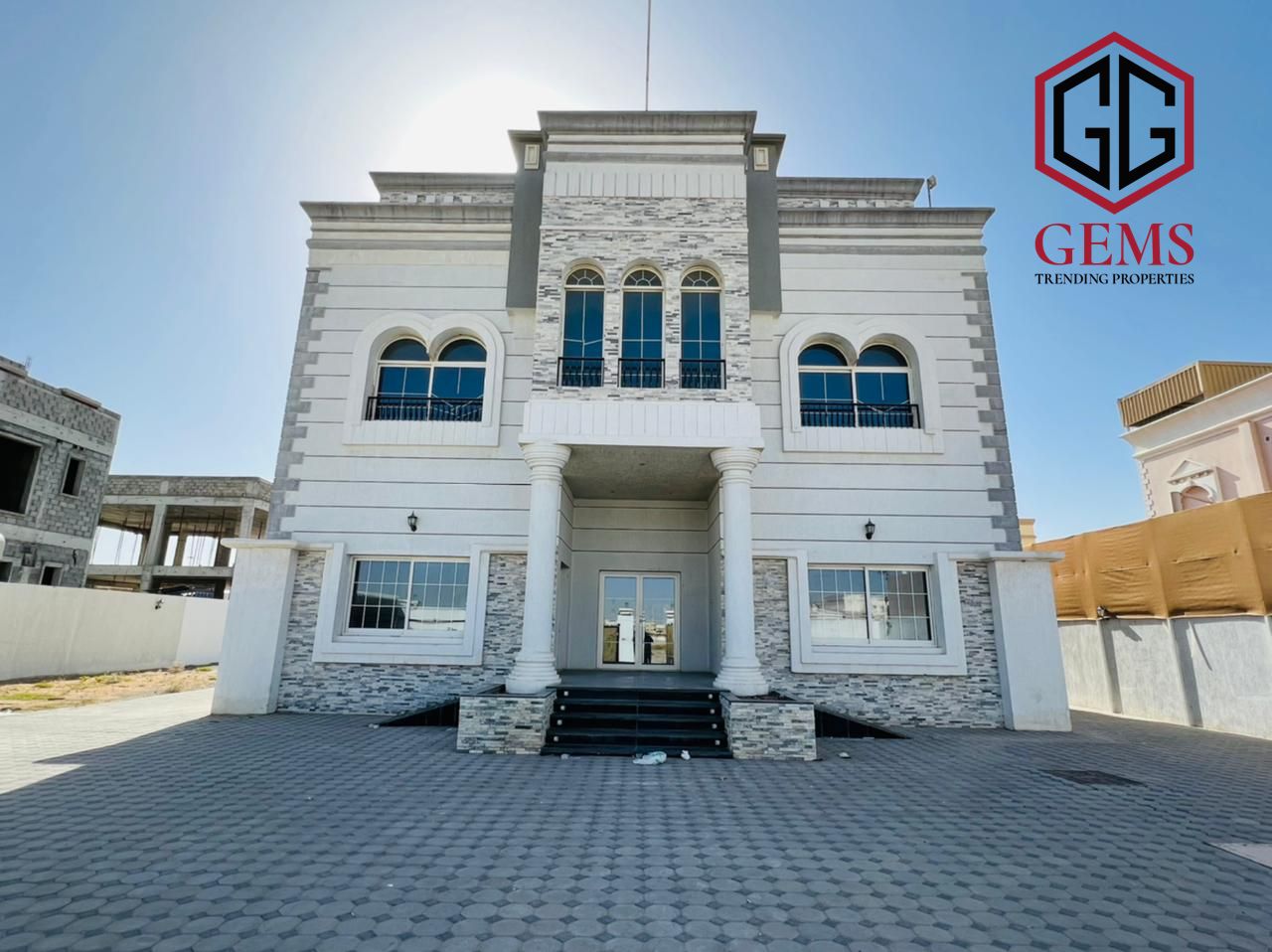 OUTSTANDING VILLA | SERVANT BLOCK | HIGH QUALITY