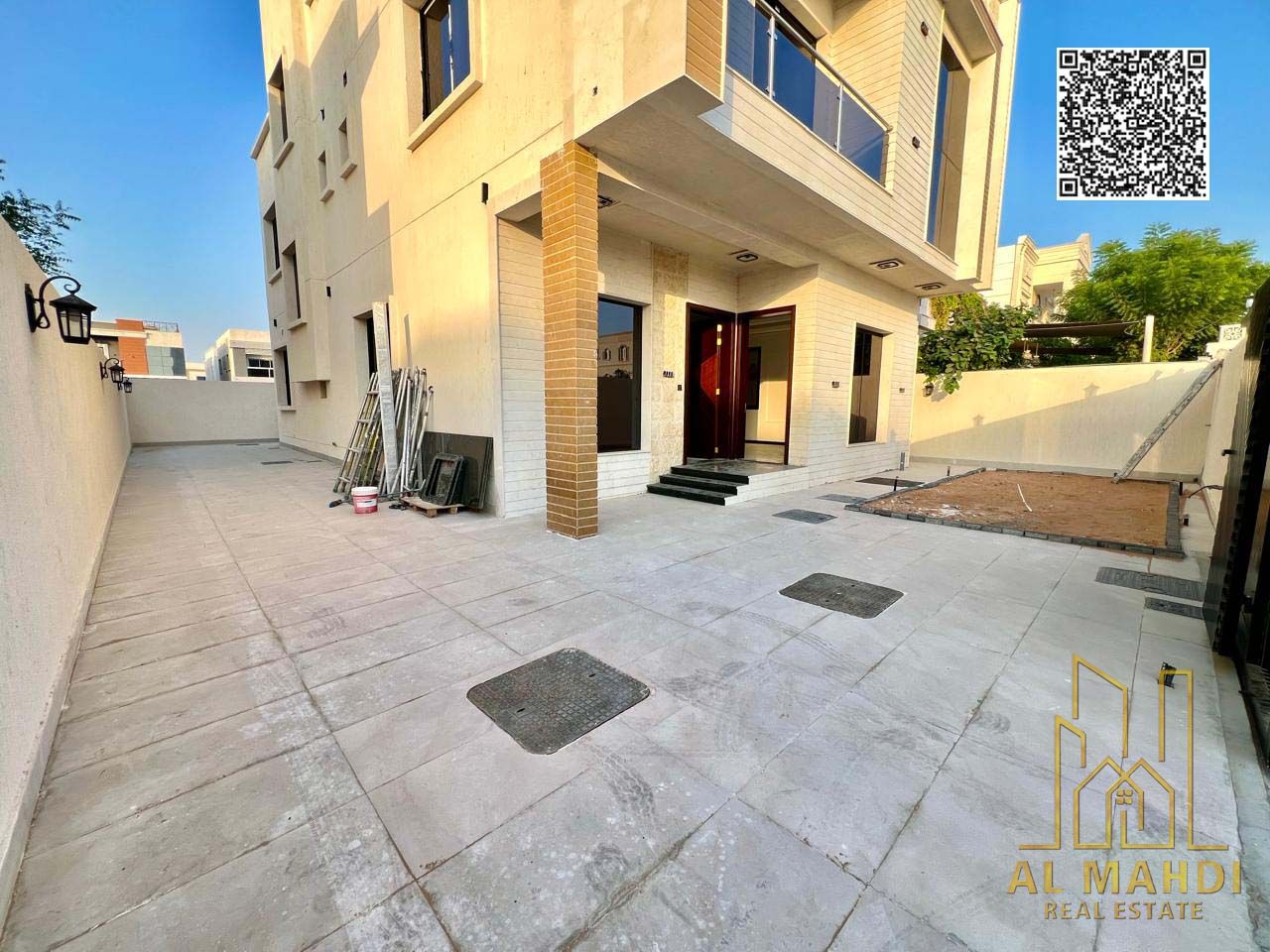 6 Master Bedrooms Villa with Roof & Private Pool for Sale in Al Amerah – Freehold – Registration Fees Included – Large Plot in Ajman