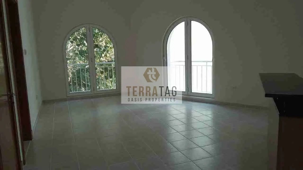 1BHK 2 BALCONIES NEXT METRO DG & DG PAVALLION