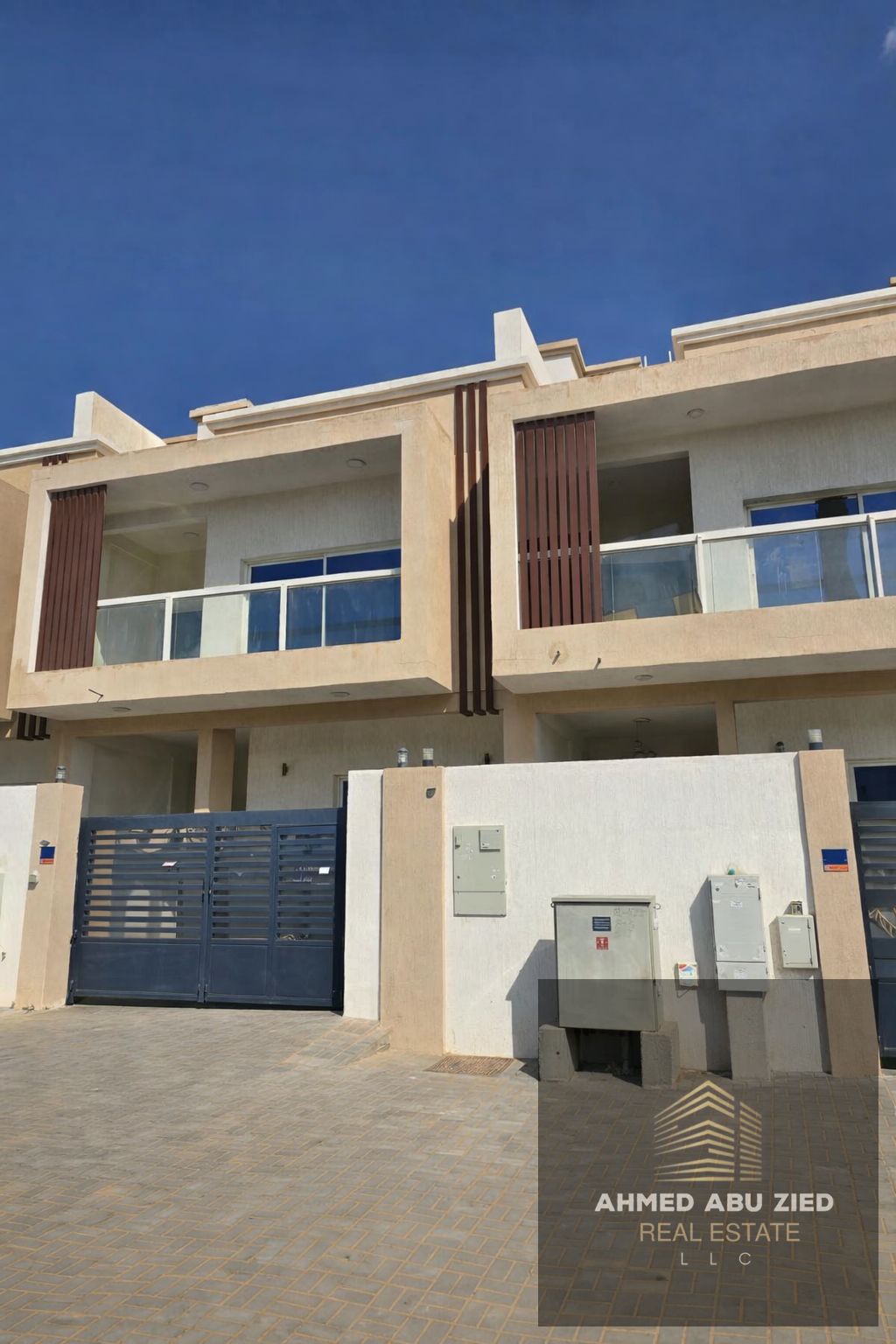 Townhouse, first occupancy in Al Zahia, 4 bedrooms including 2 master bedrooms, two floors, roof, majlis, large living room with maid's room