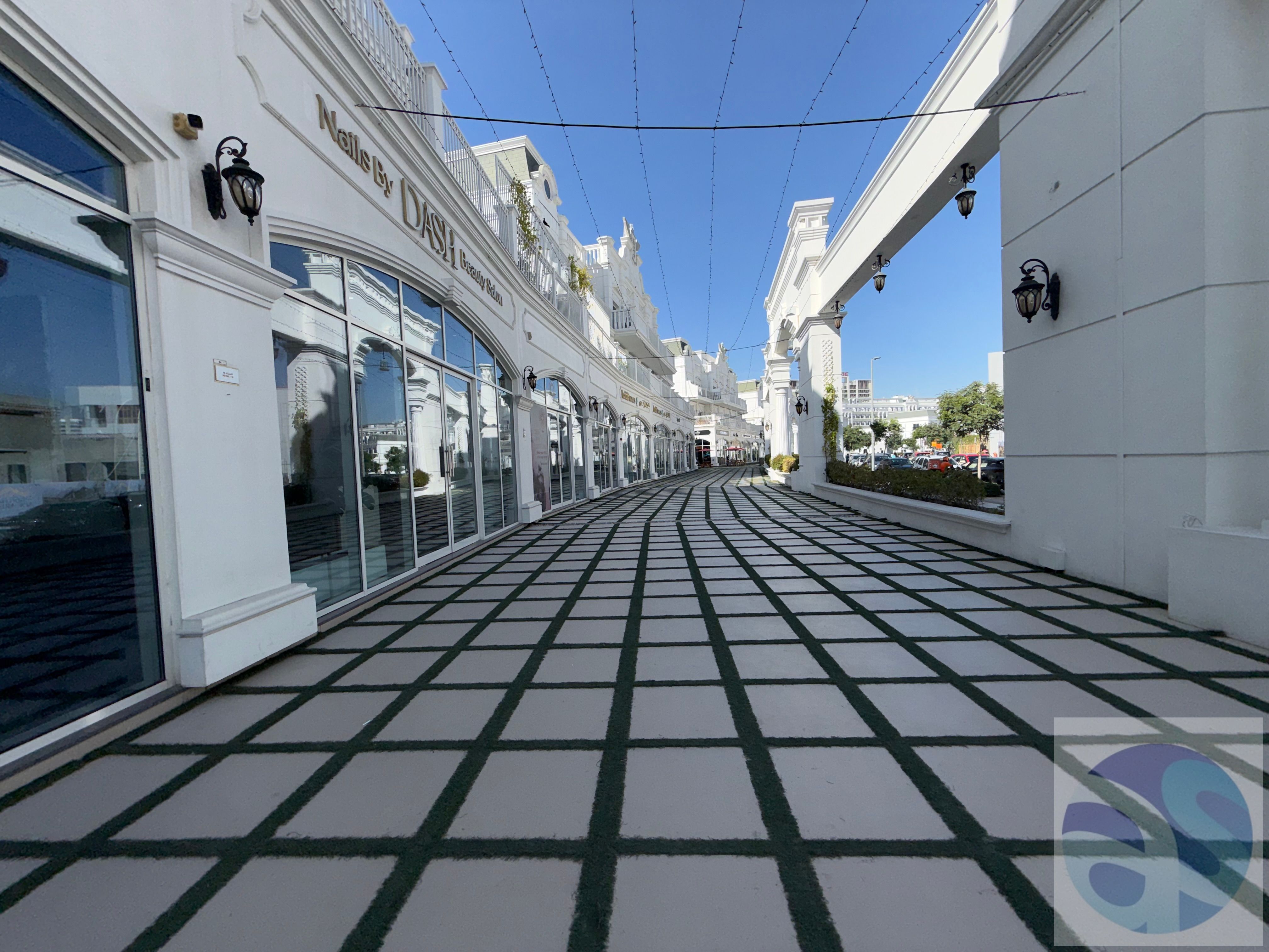 Fully Equipped Restaurant Space for Rent