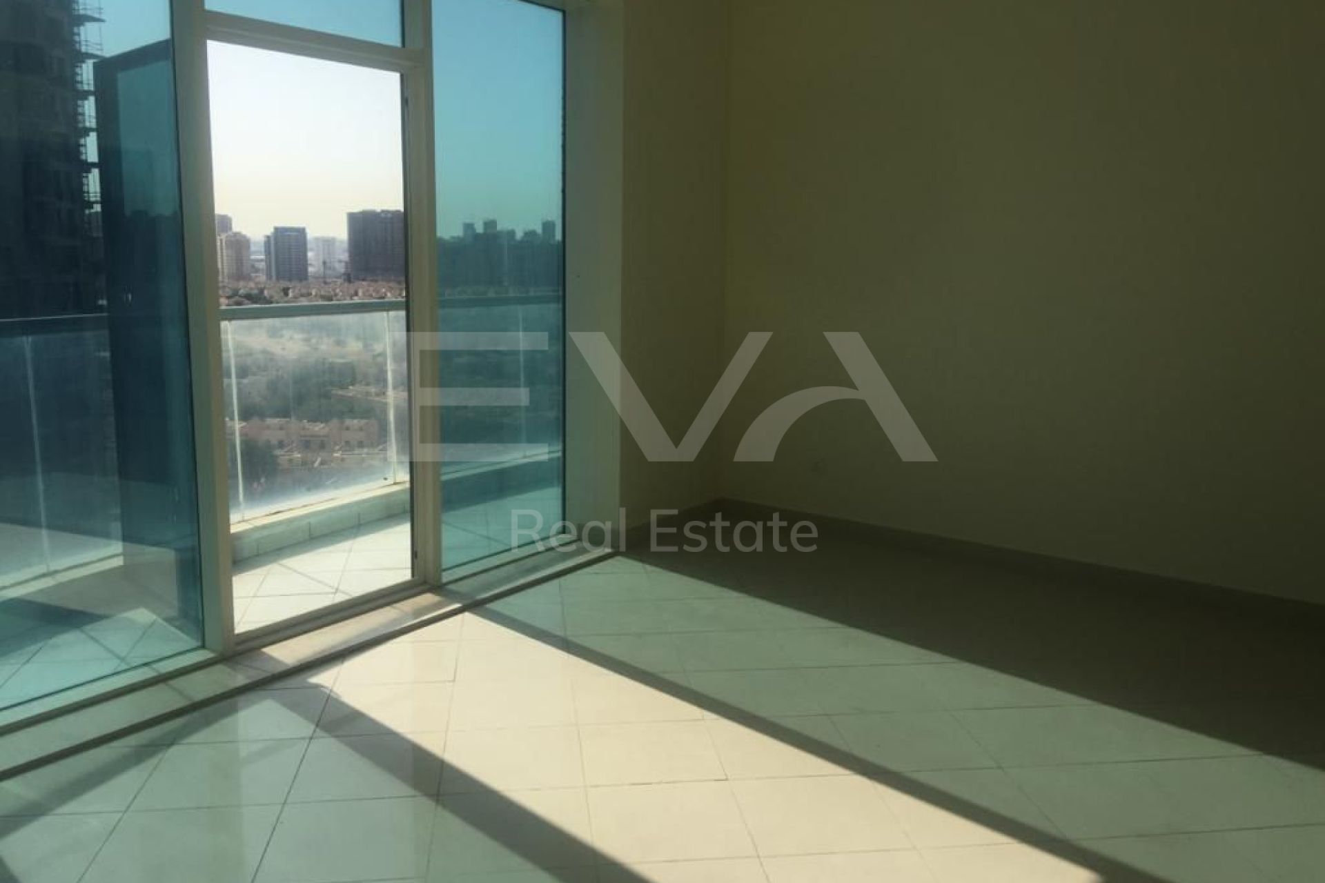 Community View | Vacant | Mid Floor