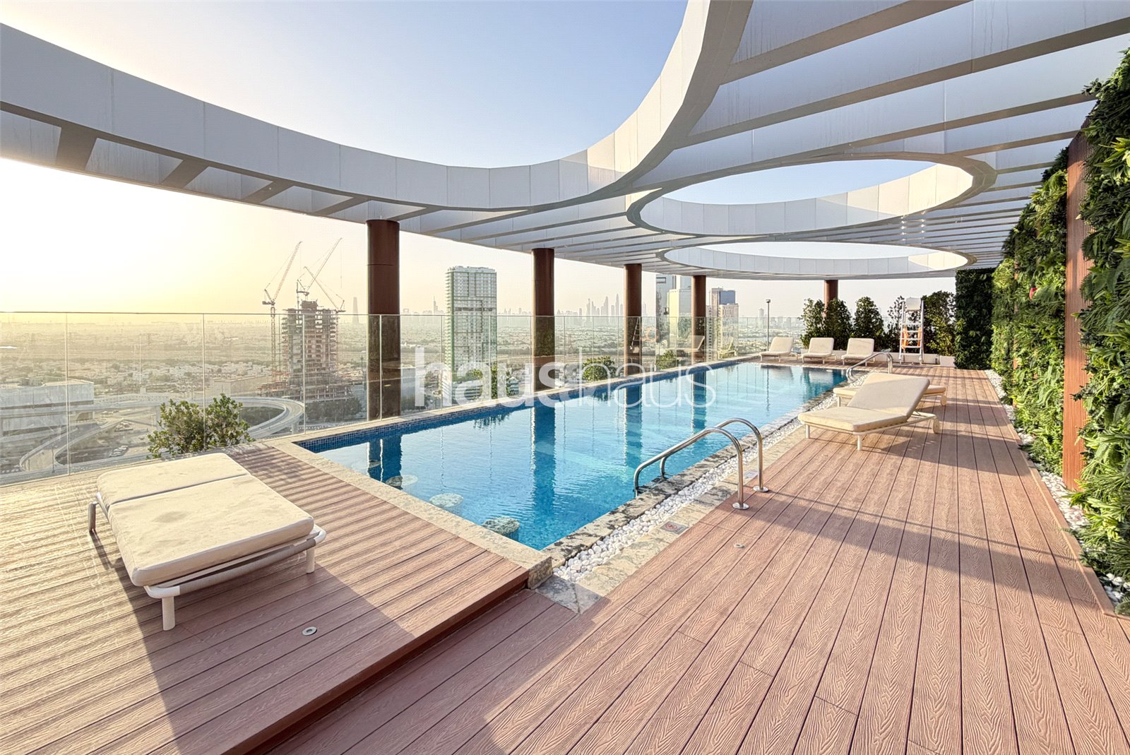 Fully Furnished | Luxurious | Prime Location