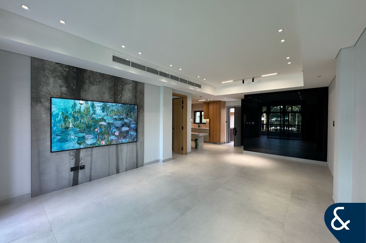 Burj View | Furnished | Direct Mall Access