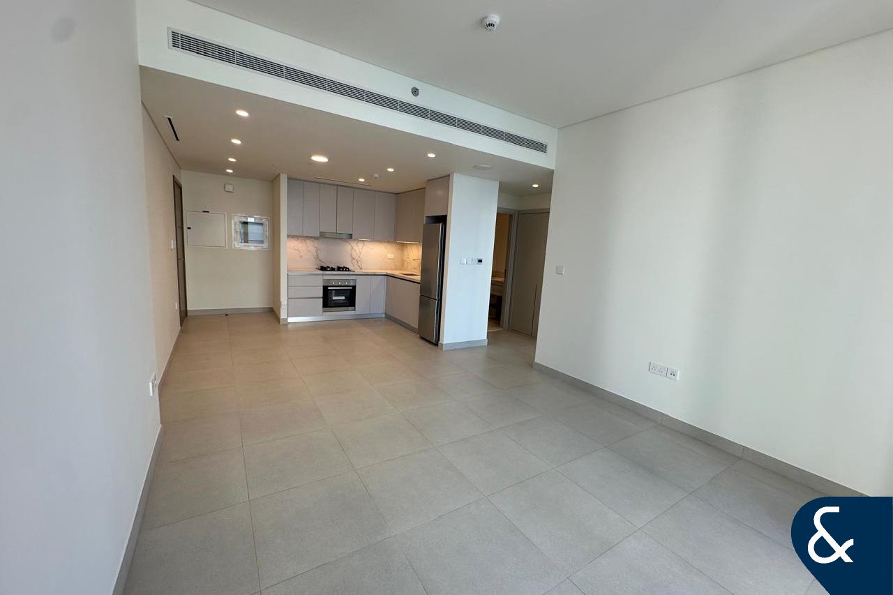 Palm View | Large Layout | Brand New | 1 Bed