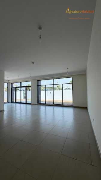 Large Plot with Garden | Vaastu | Corner & Single Row | Beachfront