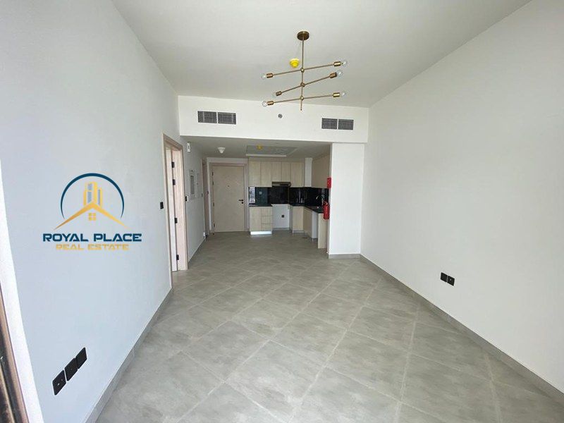 Vacant | Unfurnished | Ready to Move | Mid Floor