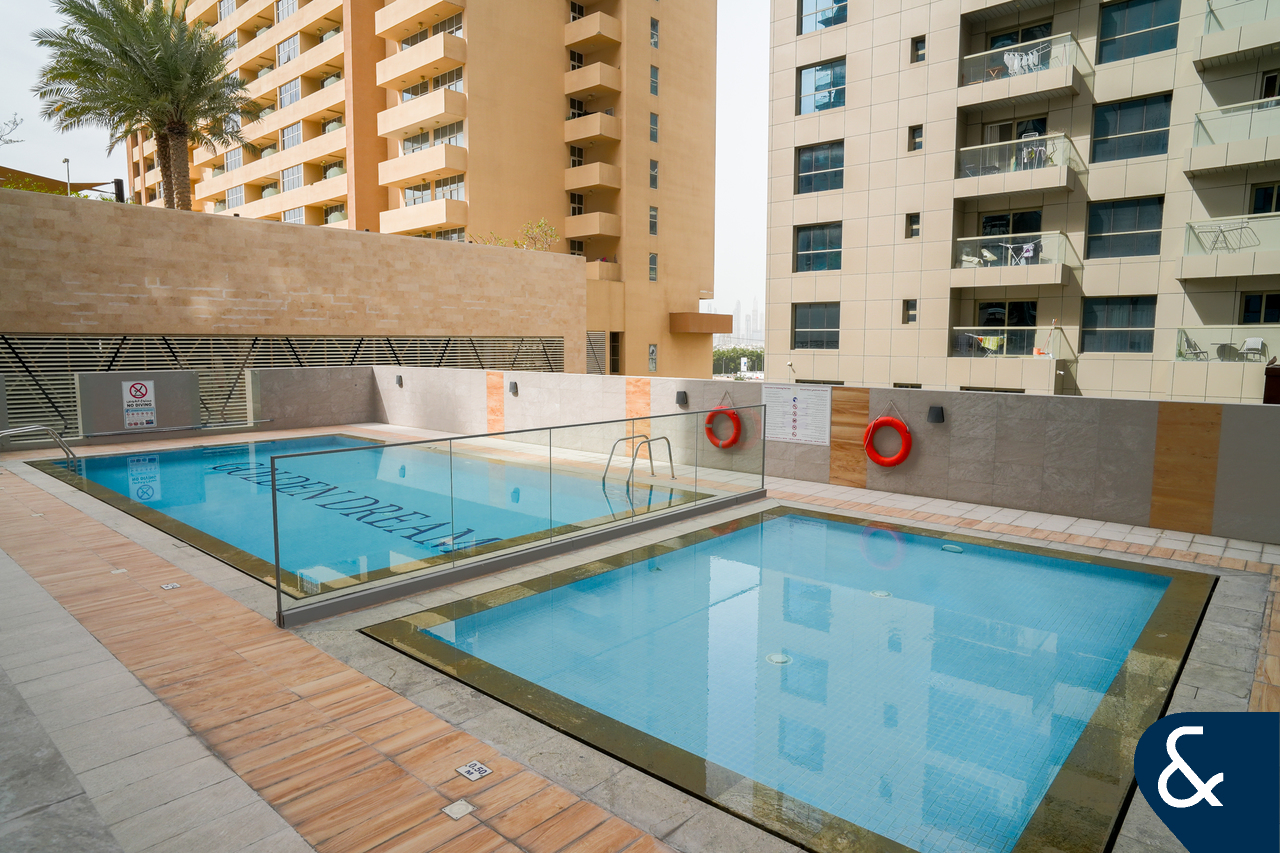 Spacious Layout | Unfurnished | Vacant