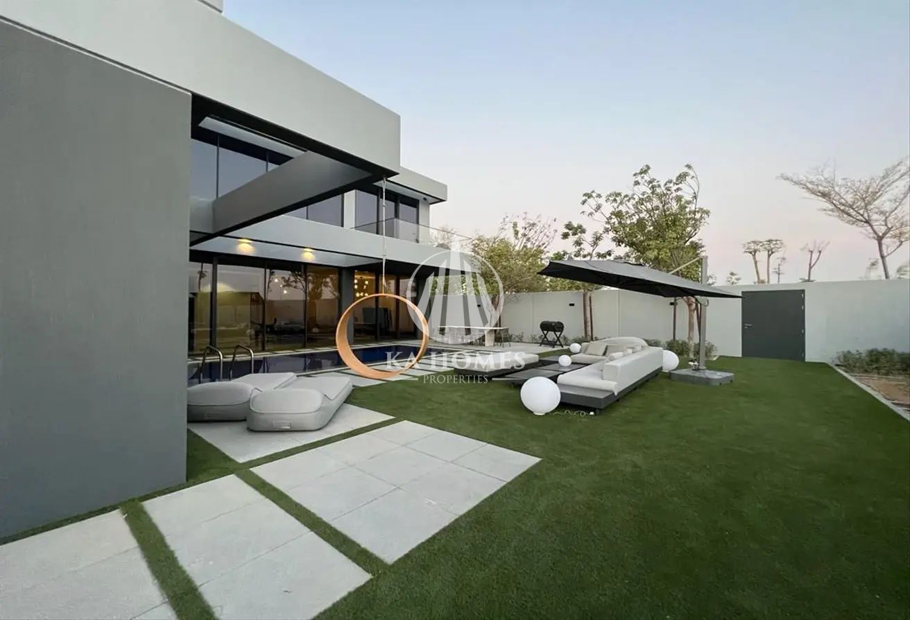 6 Master BR Villa | 5% Down Payment | Spacious Layout | Smart Home | Pool View | Freehold