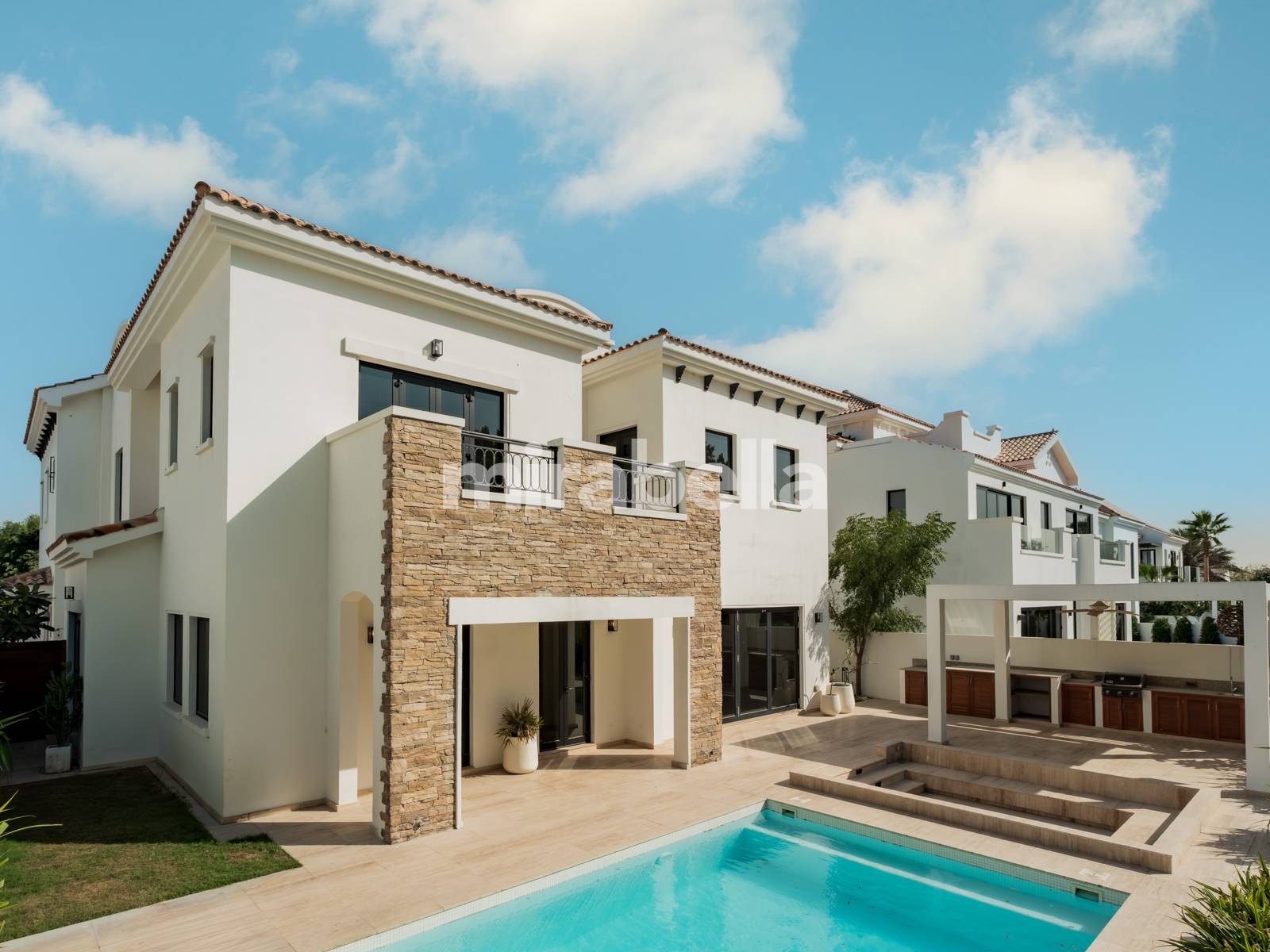 Golf View | Upgraded | Smart Home