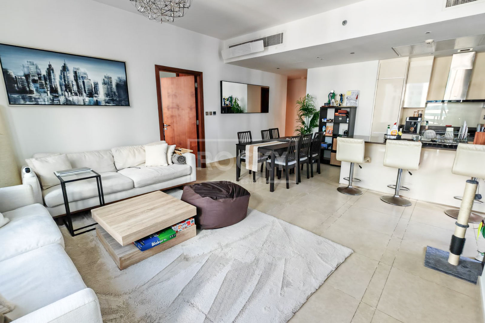 Fully Furnished | Chiller | Golf Views