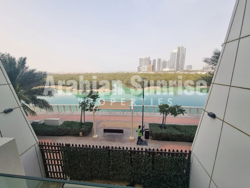 Exclusive | Big Layout with Backyard + Sea View