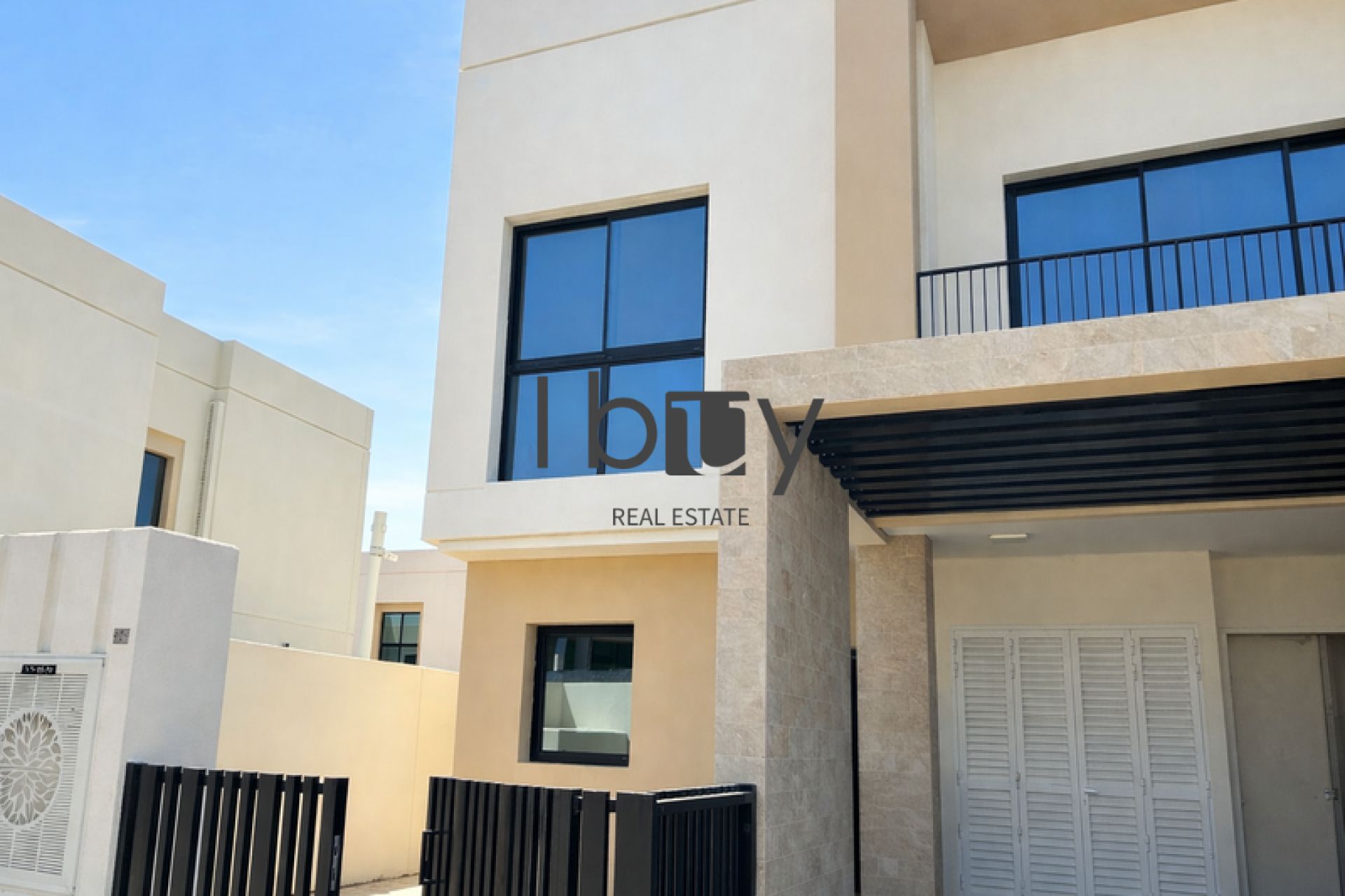 Double Row | End Unit | Easy Payments | Good Deal