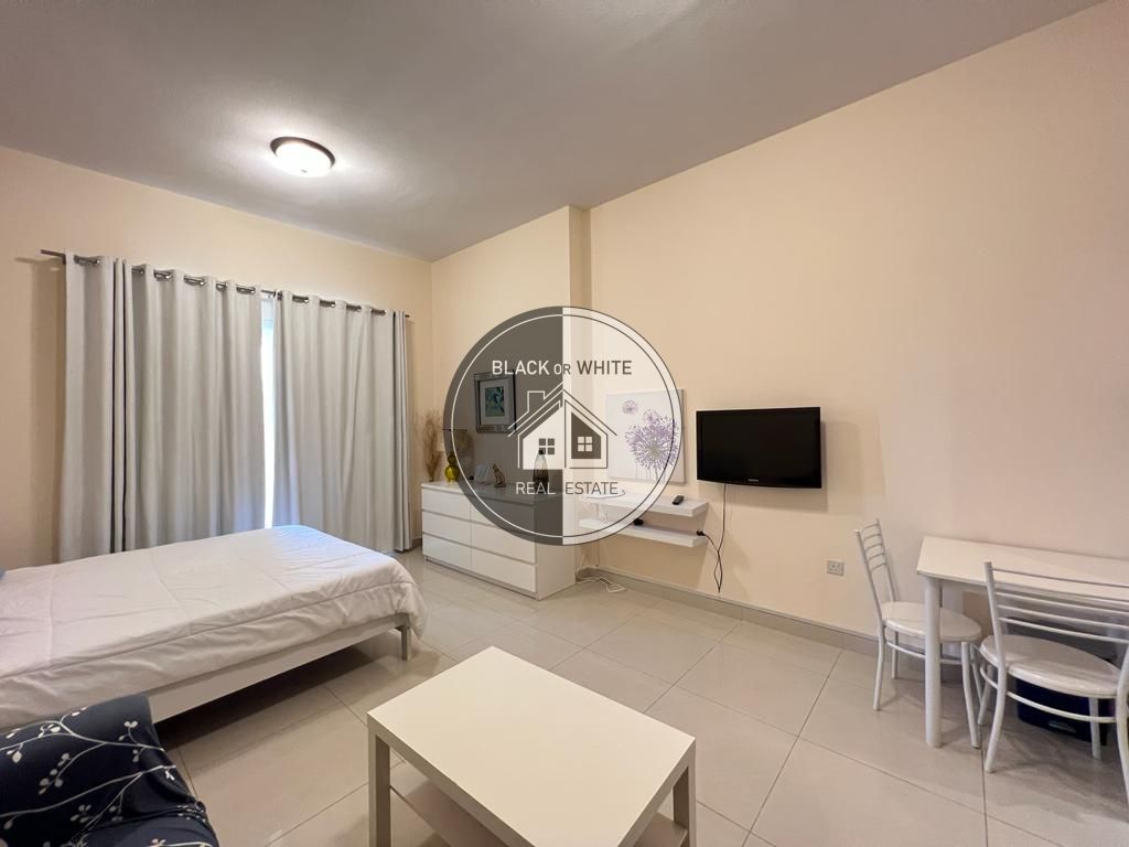 Stylish Furnished Studio in Al Hamra Village