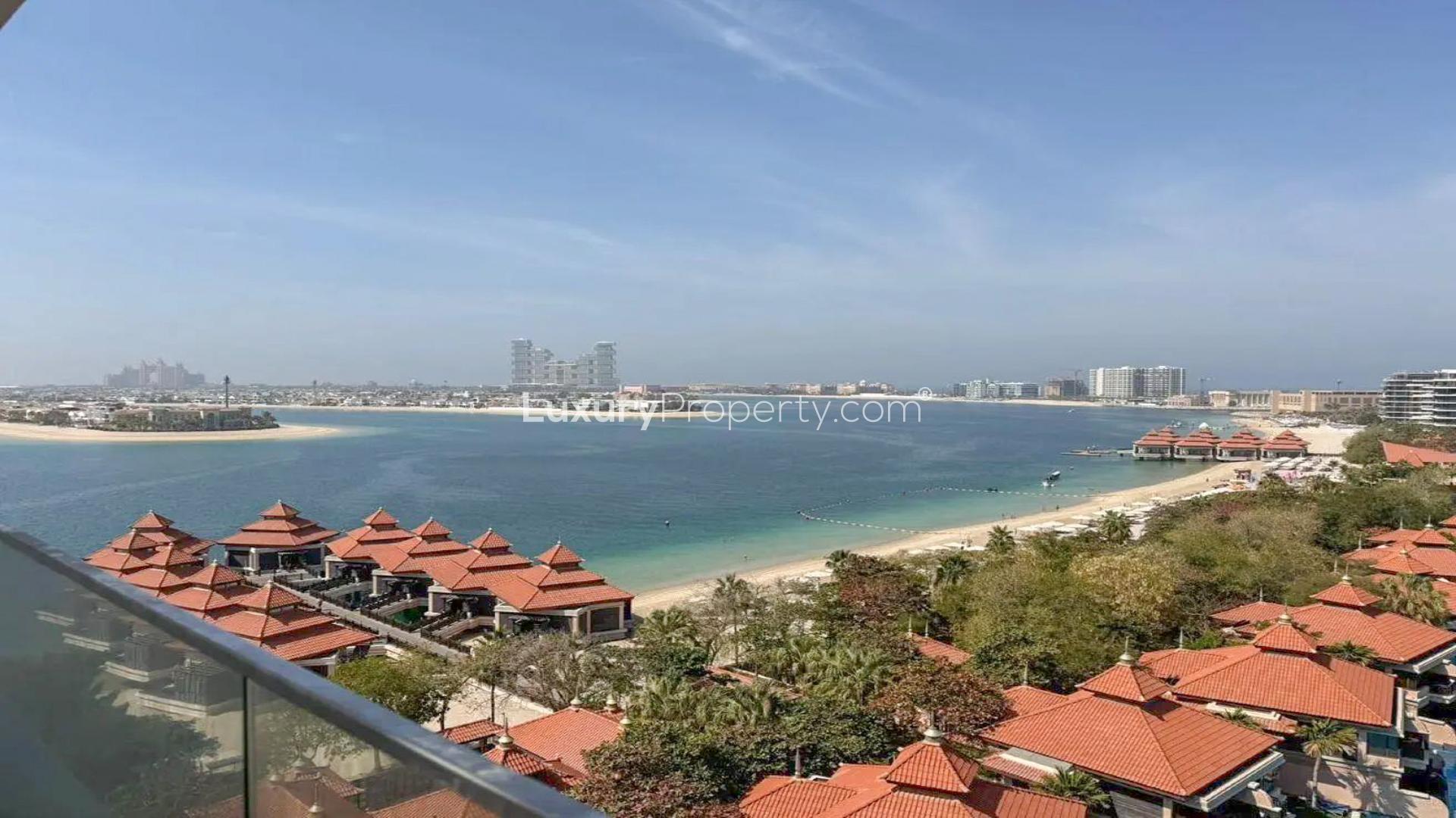 Low Floor | Panoramic View I Private Beach Access