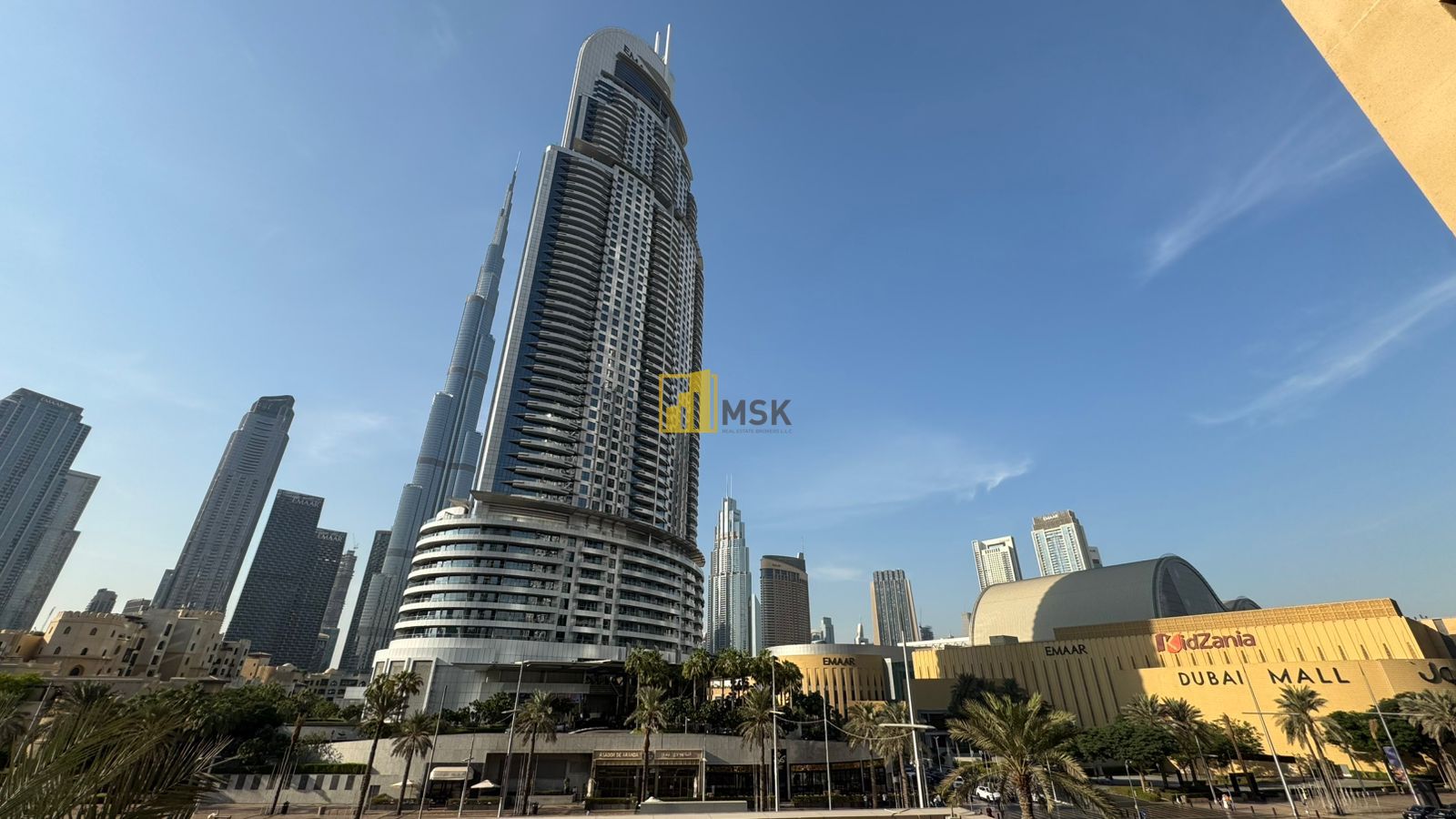 Upgraded 2BR | Downtown Living