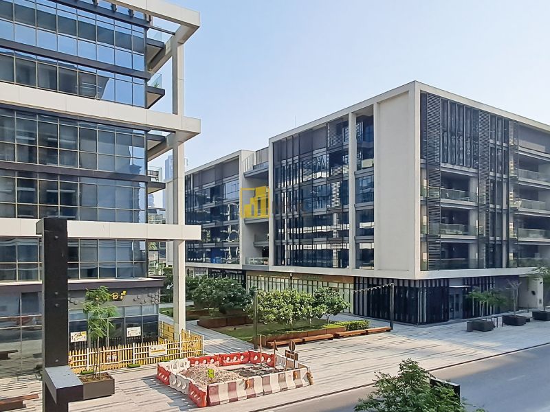 1BR with Large Balcony | City Walk