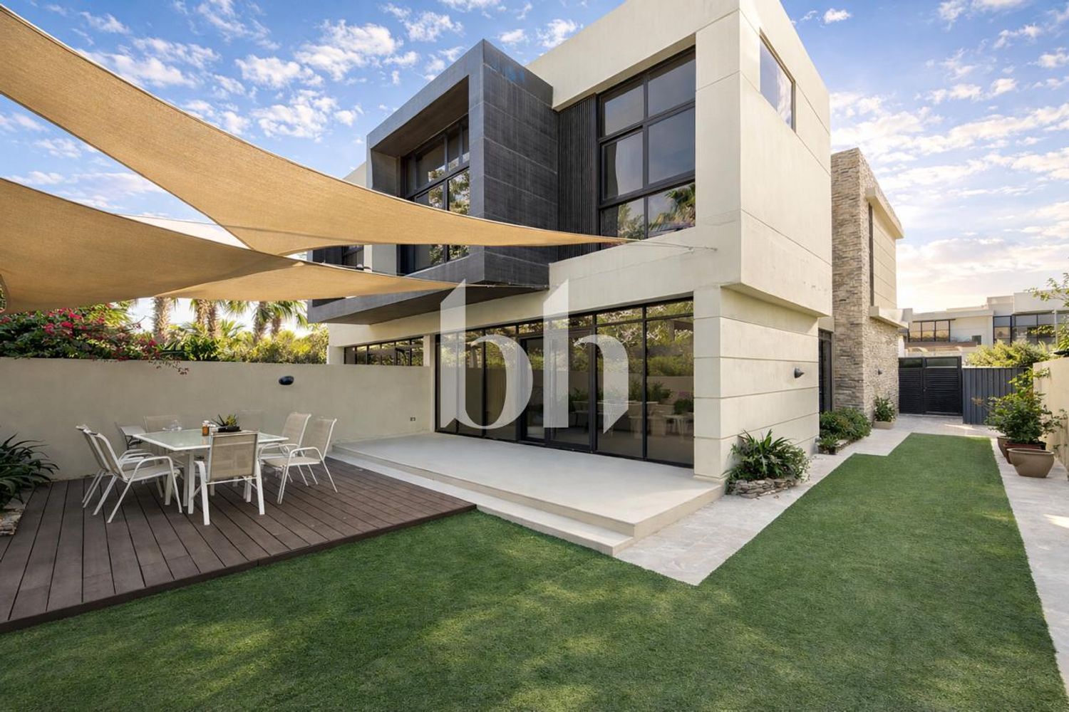 Upgraded And Perfectly Maintained | Corner Unit | Bright And Spacious