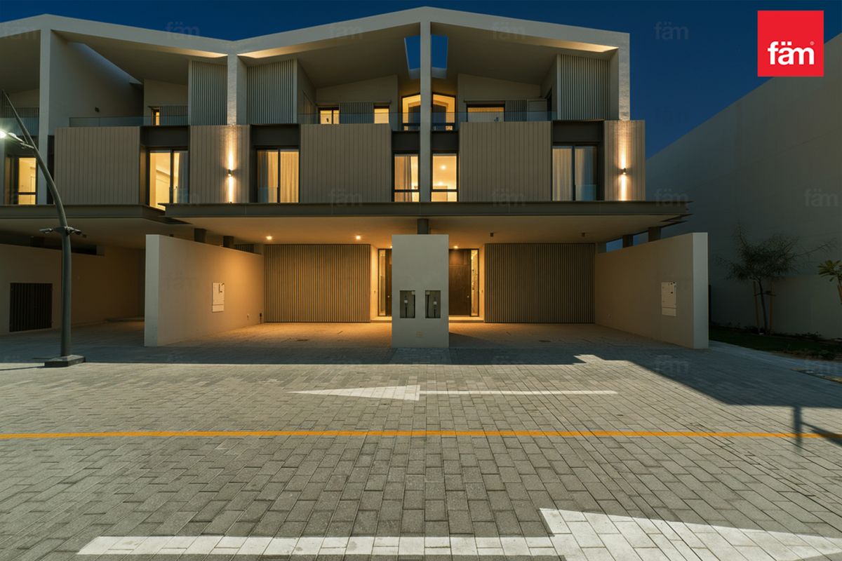 PRIME GATED COMMUNITY | PERFECT FAMILY HOME